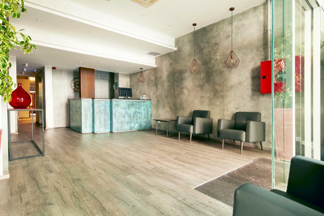 Hotel Transit Barcelona Zewnętrze zdjęcie
